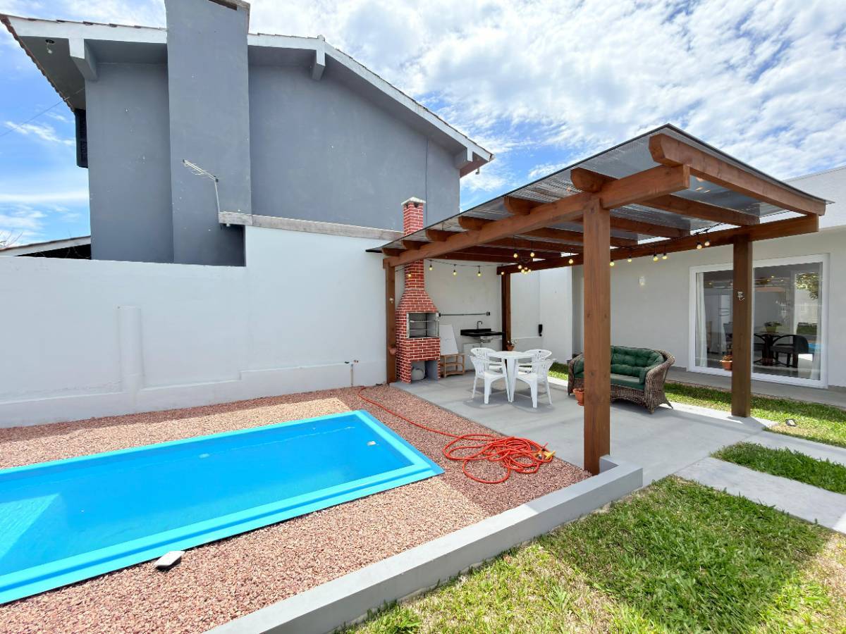 Casa 3 dormitórios para venda em Capão da Canoa | Ref.: 1043