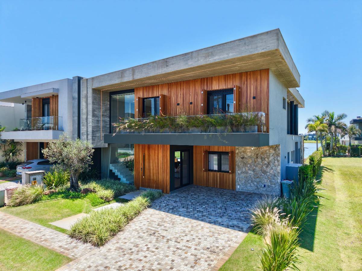 Casa em Condomínio 4 dormitórios para venda, PARQUE ANTARTICA  em Capão da Canoa | Ref.: 1069