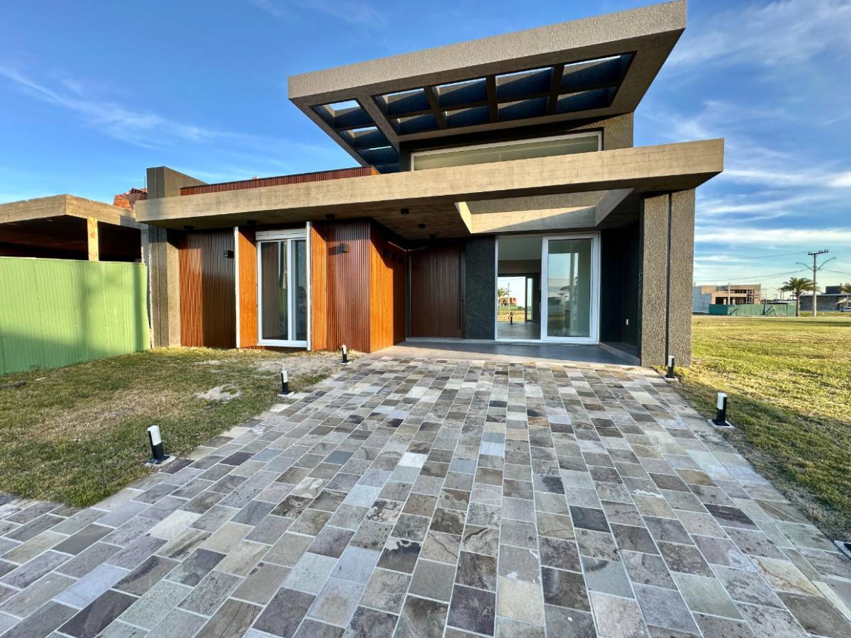 Casa em Condomínio 4 dormitórios para venda em Xangri-lá | Ref.: 1311