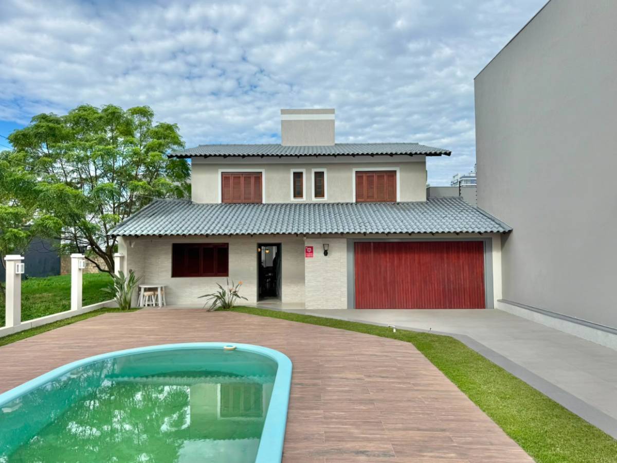 Casa 3 dormitórios para venda, Centro em Capão da Canoa | Ref.: 4678