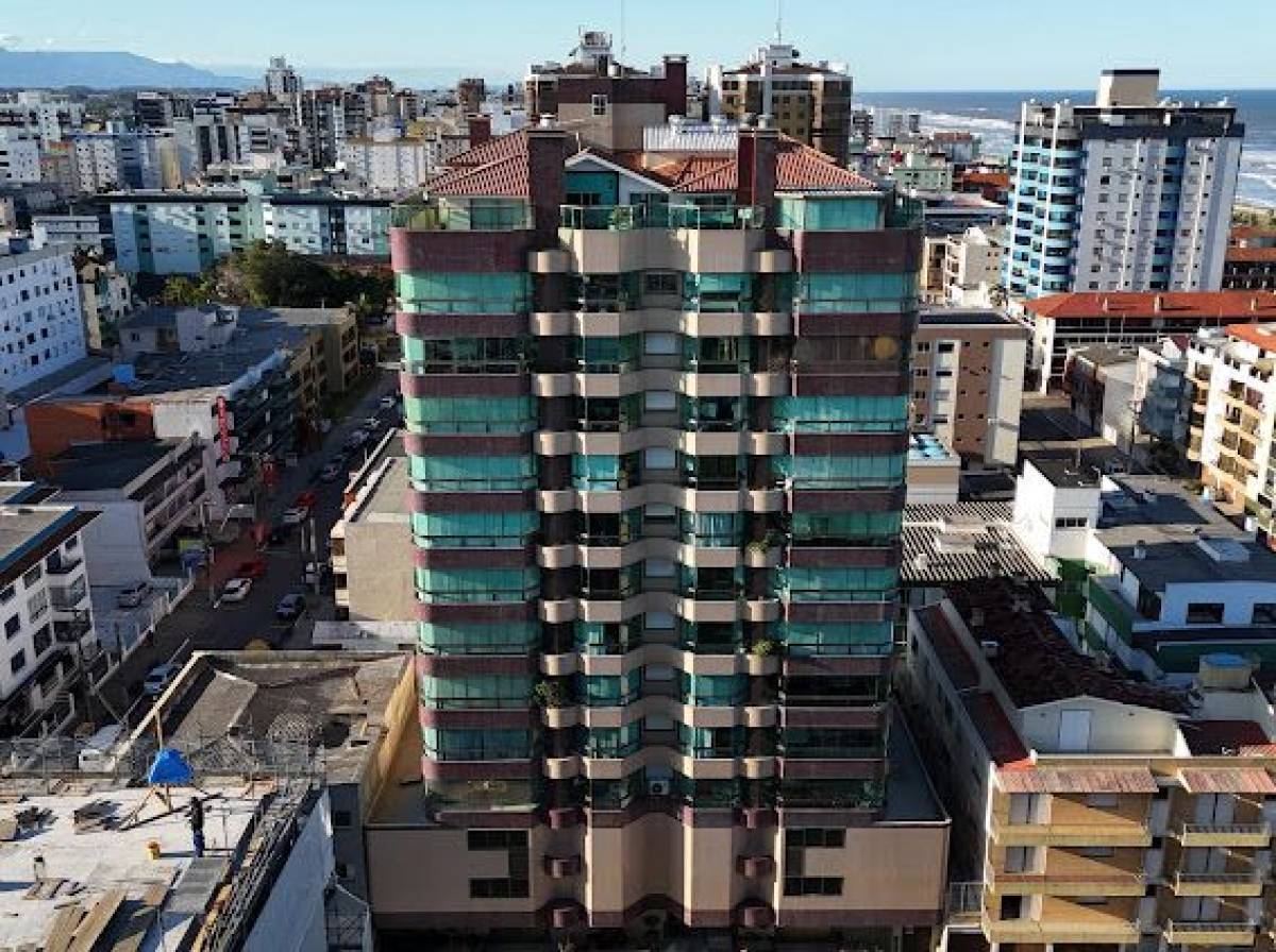 Apartamento 4 dormitórios para venda, Centro em Capão da Canoa | Ref.: 978